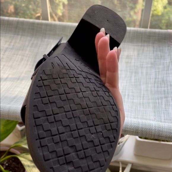 SOLD🕷 MIA black strappy buckle sandals with grungey grommet embellishments 🕷 - Picture 5 of 9